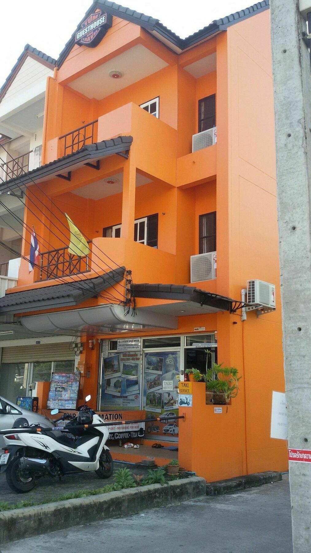 Luna Guesthouse And Travel Rawai Екстер'єр фото