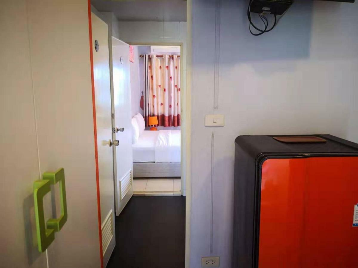 Luna Guesthouse And Travel Rawai Екстер'єр фото