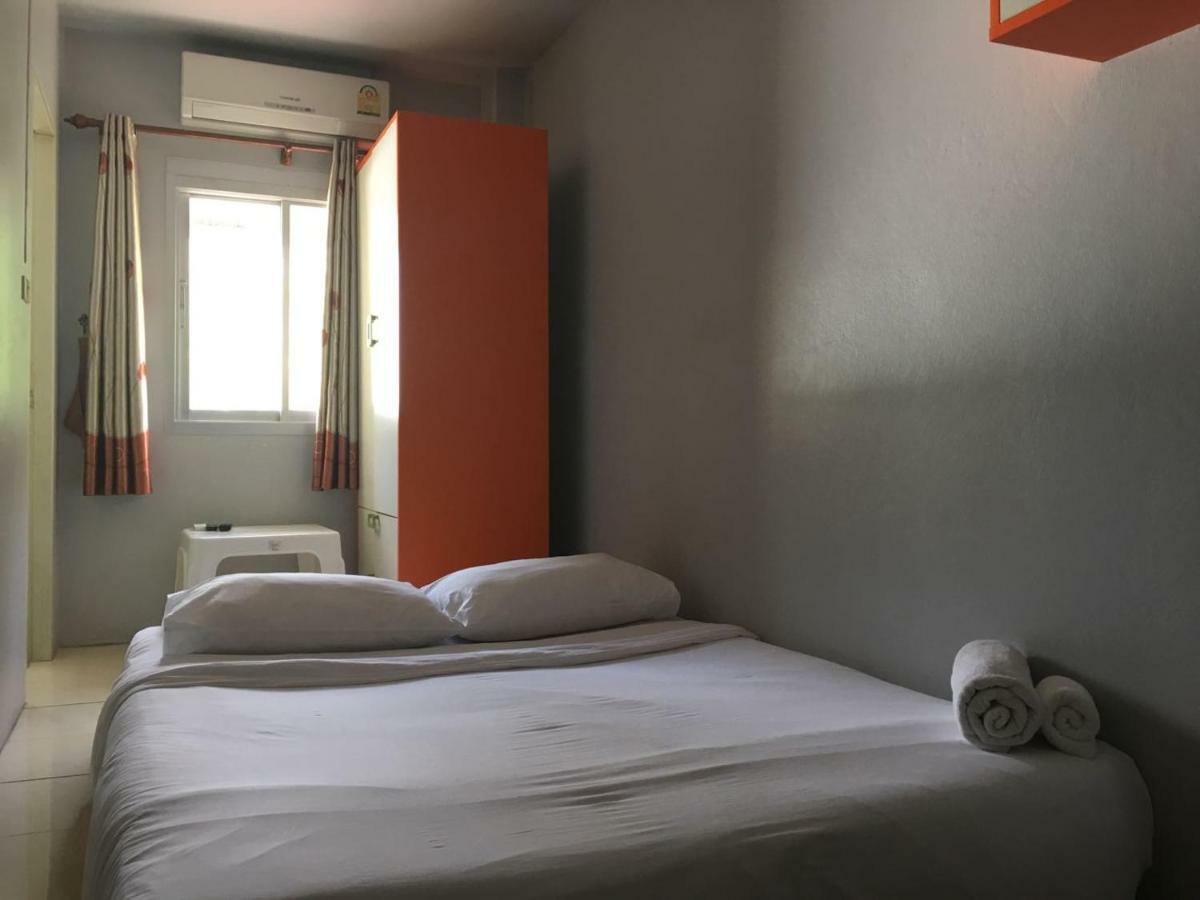 Luna Guesthouse And Travel Rawai Екстер'єр фото